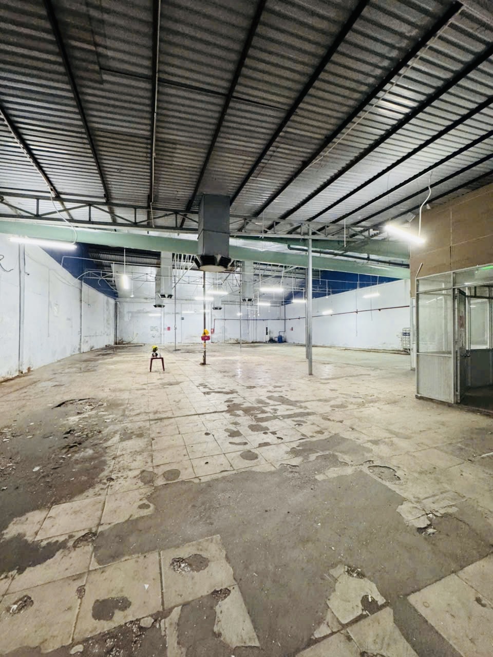 KHUÔN ĐẤT FULL THỔ CƯ MẶT TIỀN CỰC LỚN TRUNG TÂM TÂN PHÚ