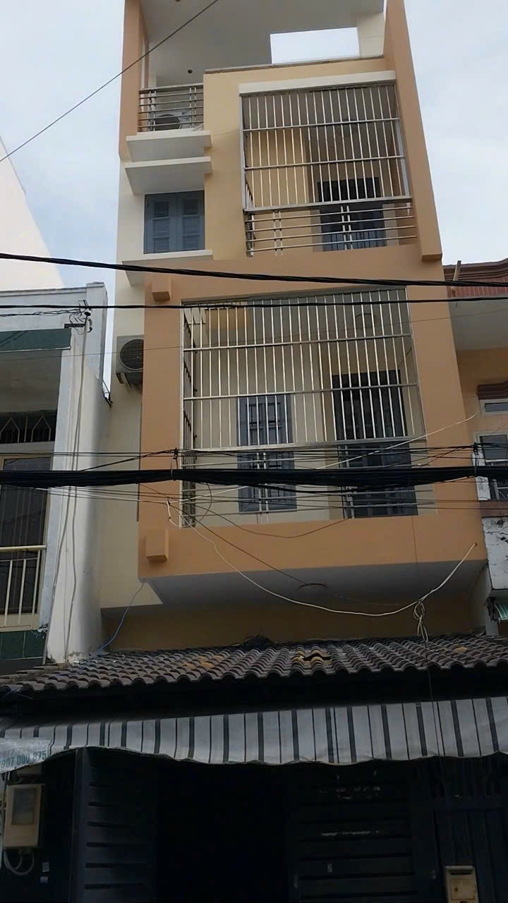 Bán MẶT TIỀN Nguyễn Trường Tộ 4m x 18m NH 4,3m 1 trệt 1 lửng 2 lầu 1 st đang cho thuê 18 triệu