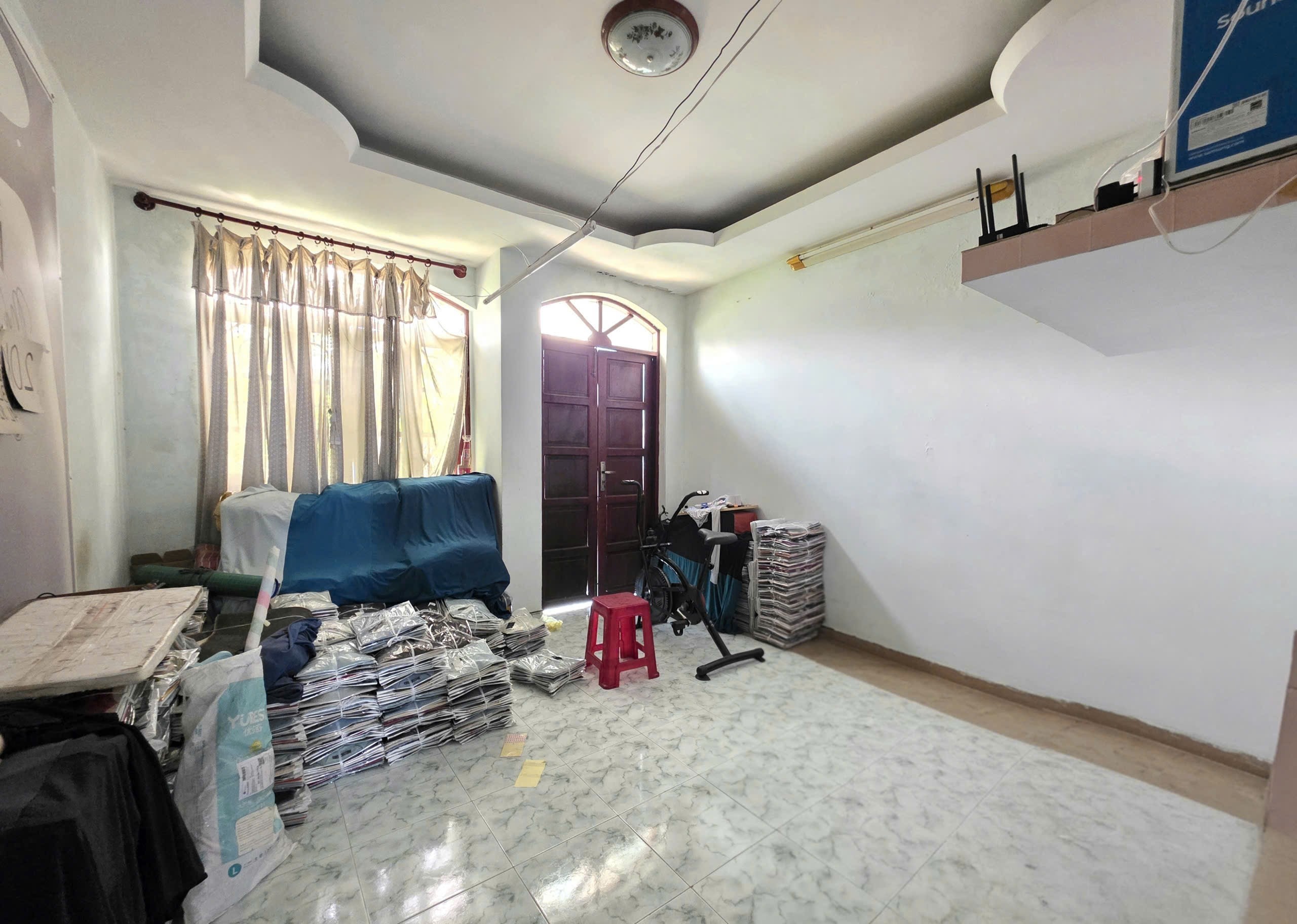 NHÀ TÂN PHÚ GIÁP TÂN BÌNH - KHUÔNG VIỆT - ĐƯỜNG NHỰA 10M CÓ VỈA HÈ - KHU VIP TÂN PHÚ