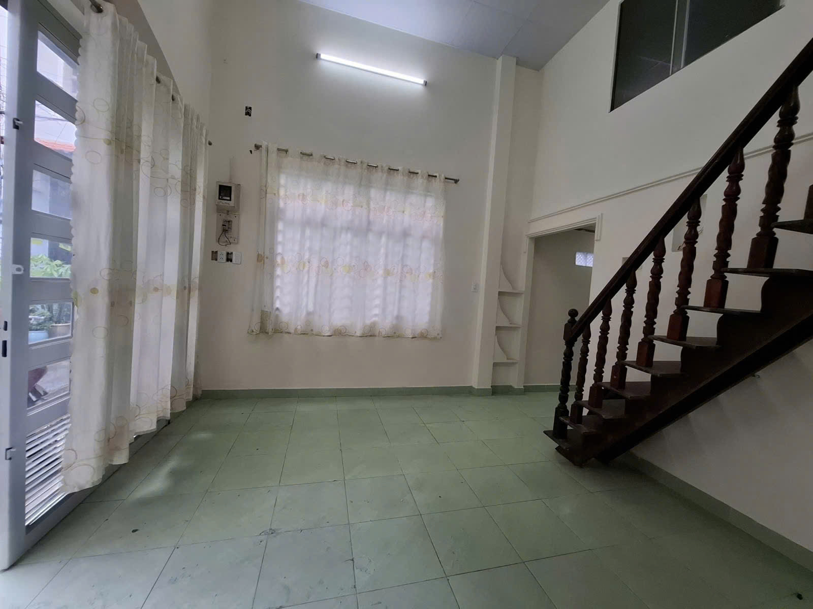 Nhà Hẻm Lê Trọng Tấn, 4.3 x 12m nở hậu 4.9m, 1 trệt 1 lửng, 3PN 2WC, nhà 2 mặt tiền hẻm 4m trước sau