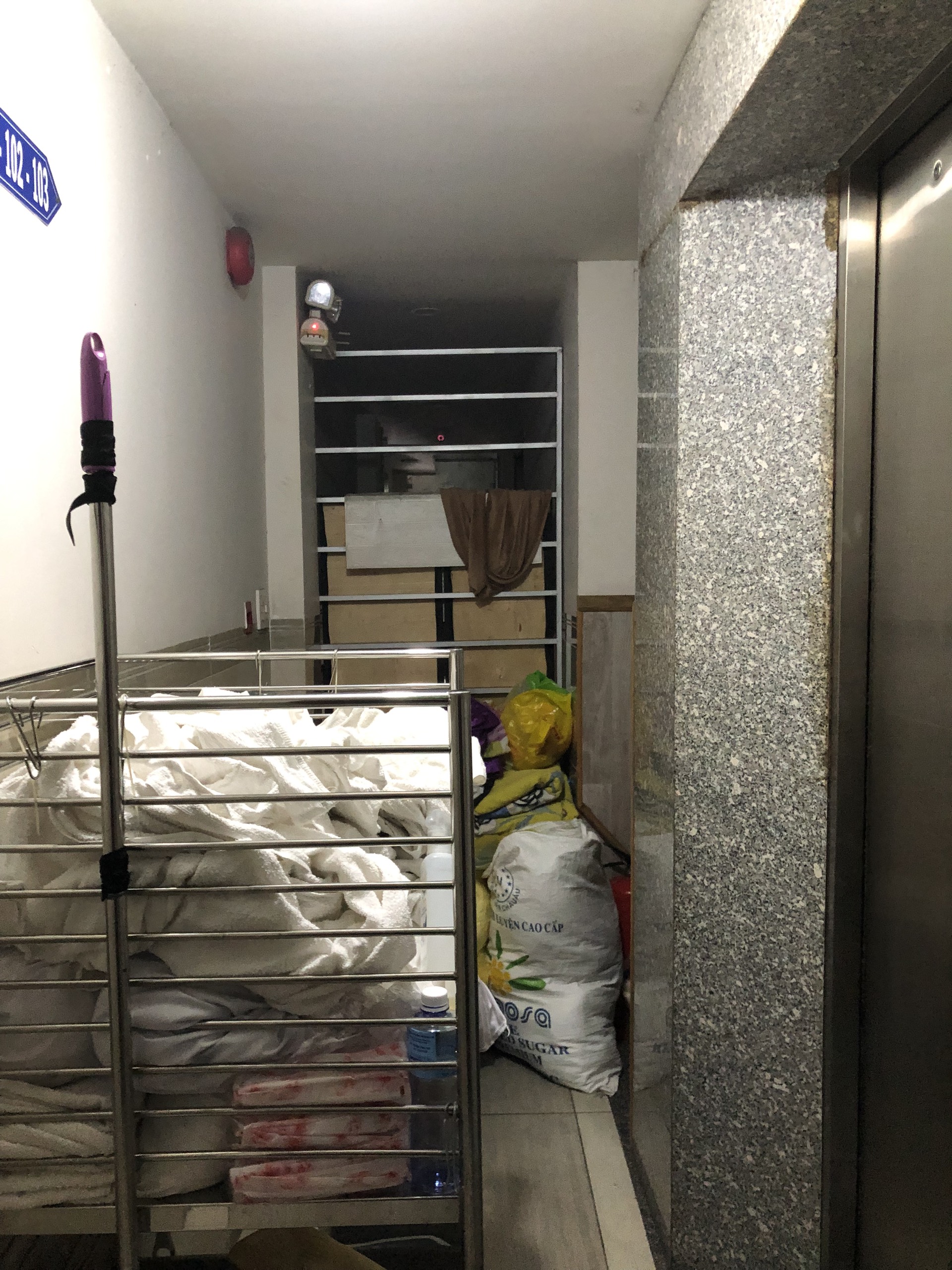 MTKD Bờ Bao Tân Thắng đối diện Aeon