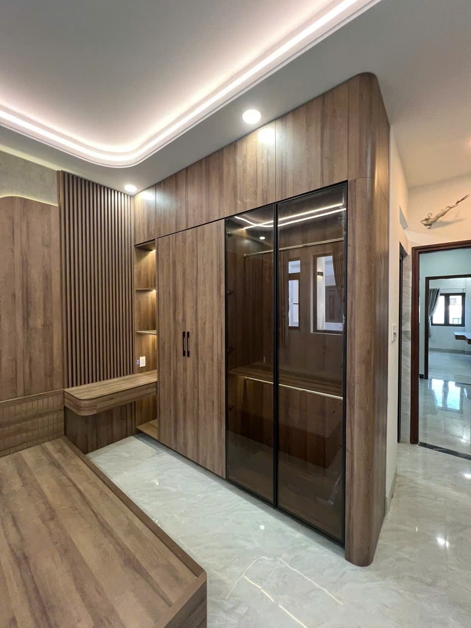 NHÀ FULL NỘI THẤT - GIÁ KHÔNG ĐỔI - HẺM 6M CÓ LỀ - THÔNG XE HƠI NGỦ TRONG NHÀ