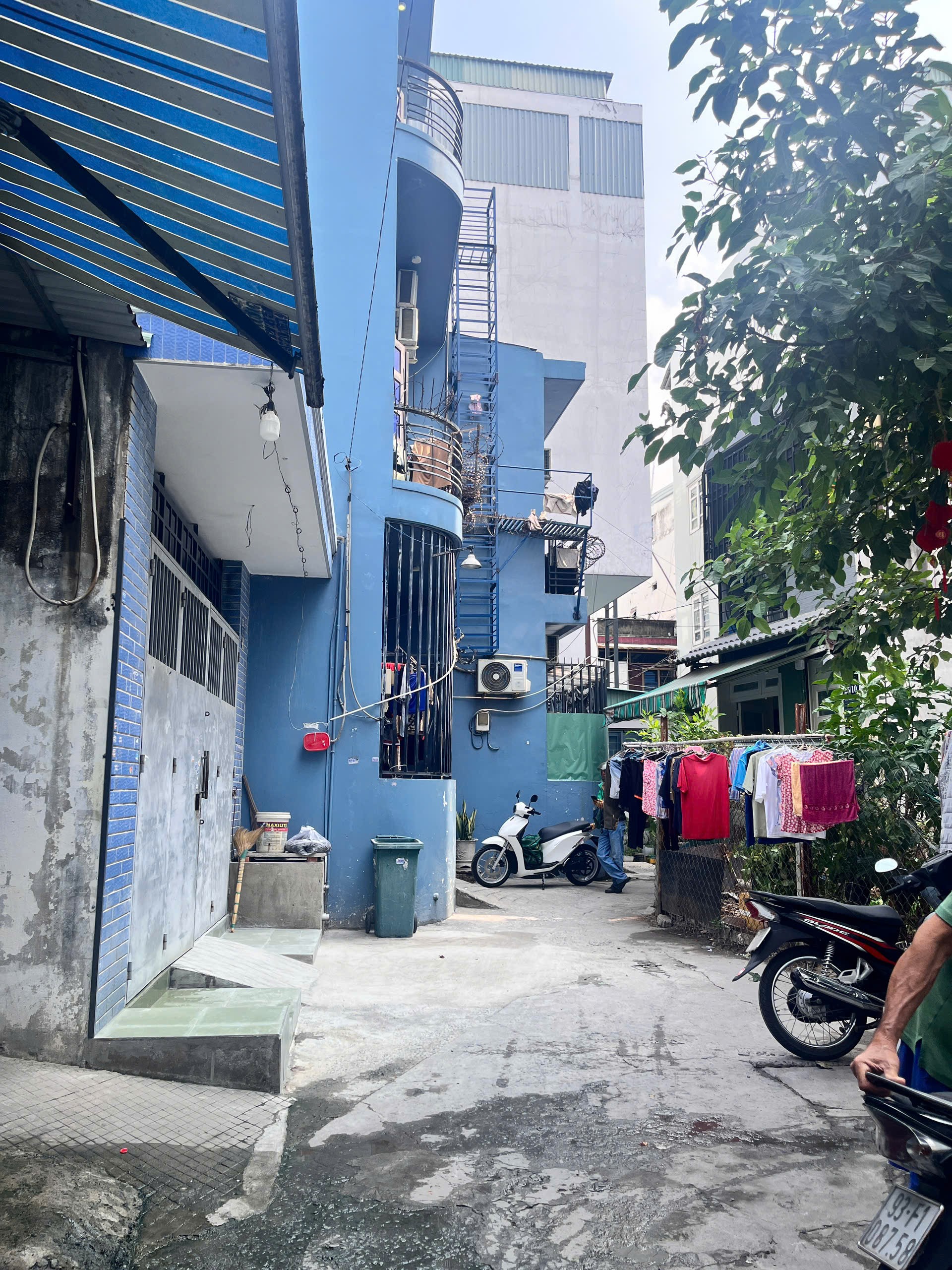 KẾ BÊN ĐH CÔNG THƯƠNG, NGANG 6M, TỔNG 96M2