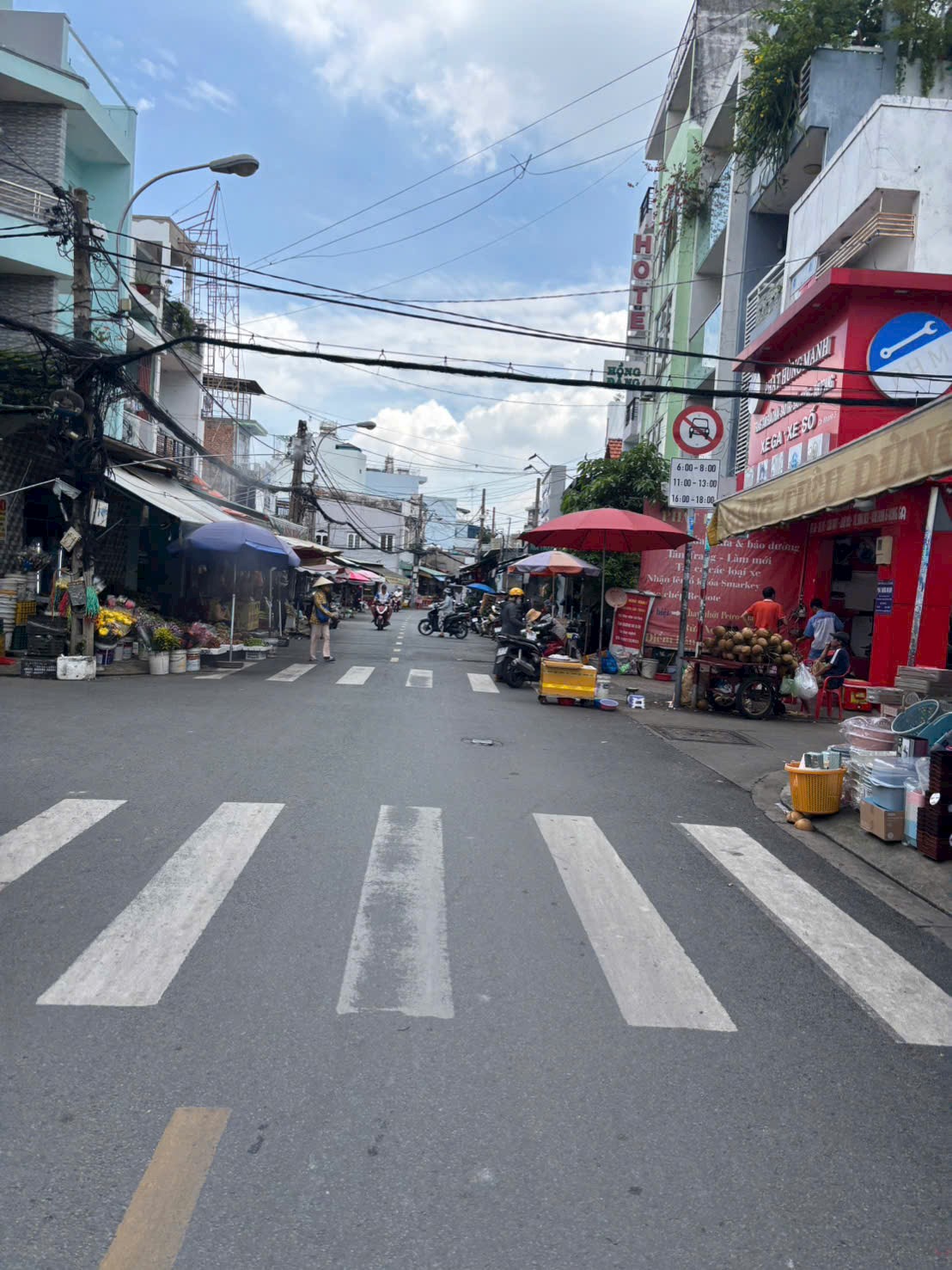 Bán MẶT TIỀN Lê Đình Thám 4x14m Nhà Cấp 4, đường rộng 16m đủ lộ giới, góc 2 mặt tiề 