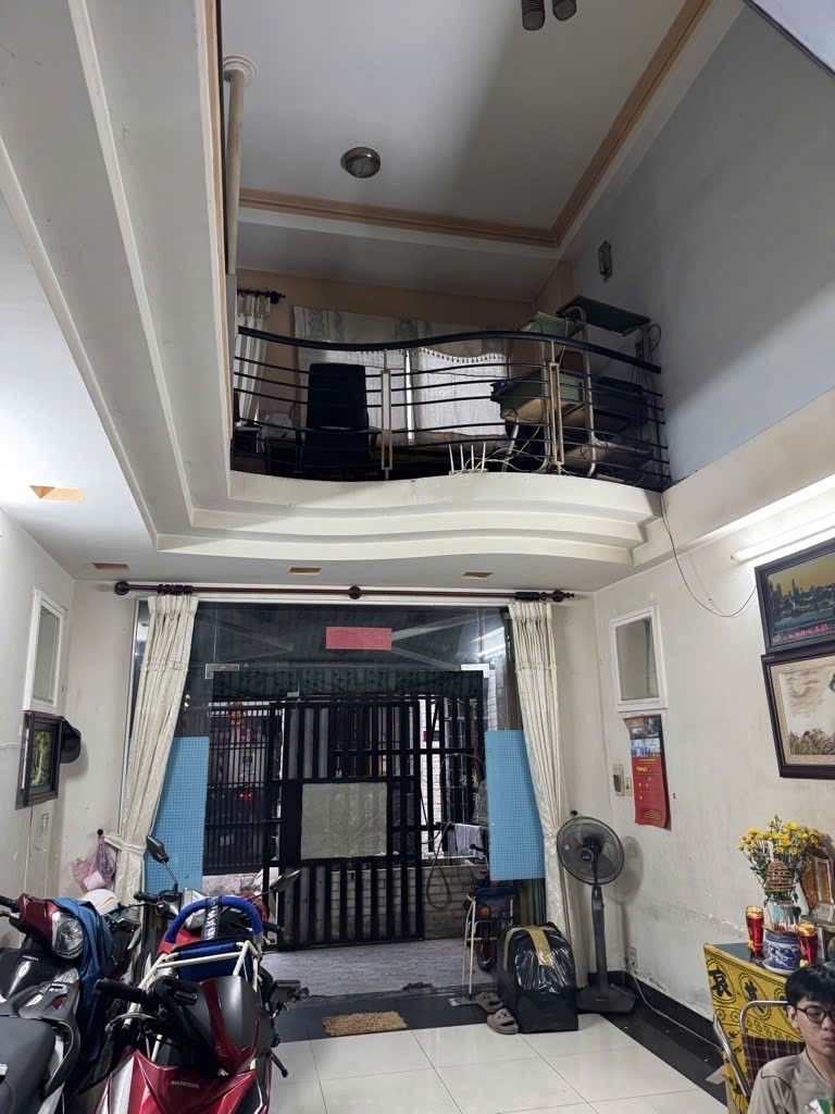 NHÀ HẺM XE HƠI - TÂN PHÚ