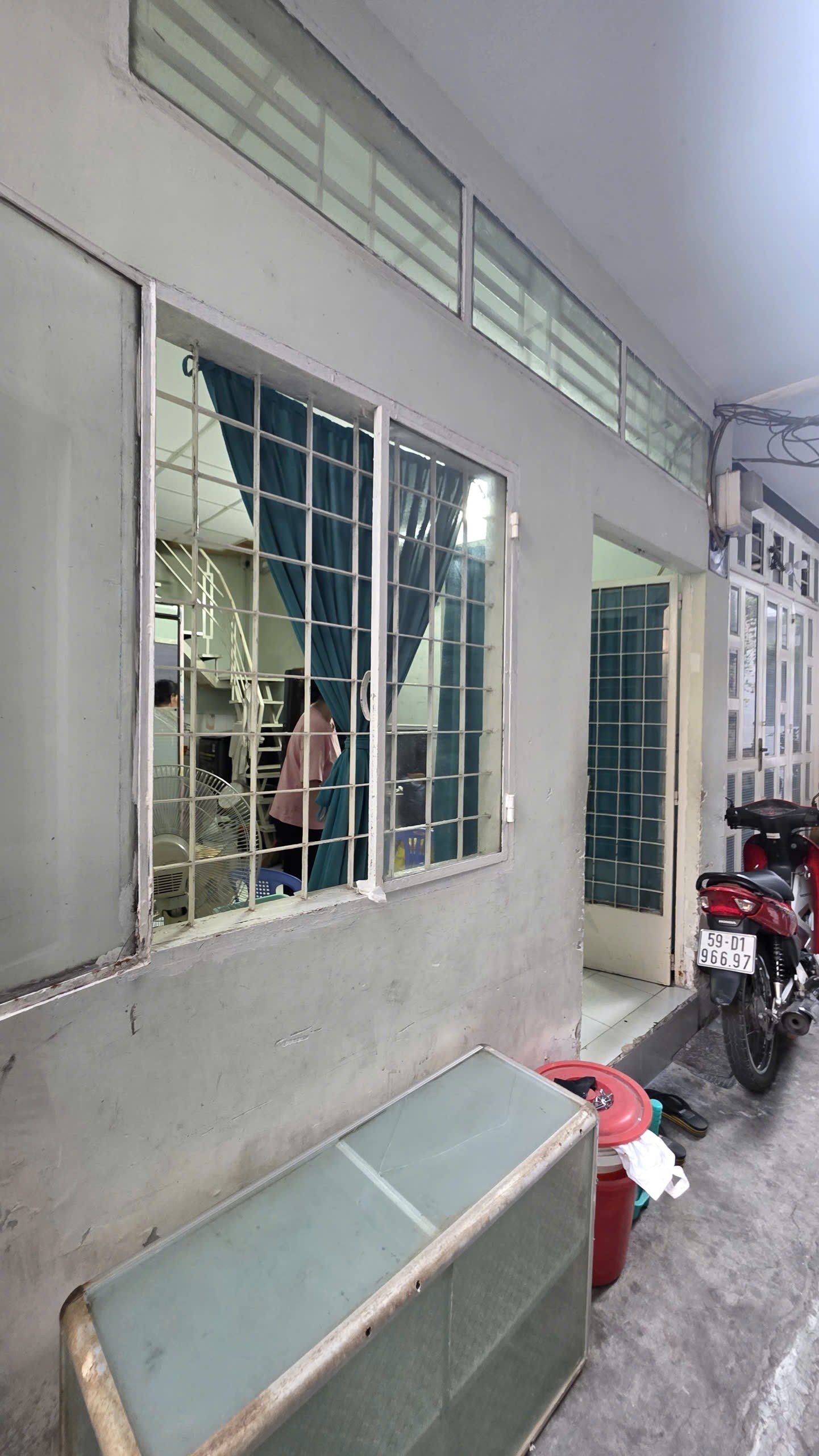 NHÀ HẺM TÂN PHÚ - VỊ TRÍ HIẾM KHÓ TÌM - CÁCH MẶT TIỀN TÂY SƠN 5M - ĐI BỘ RA CHỢ TÂN HƯƠNG