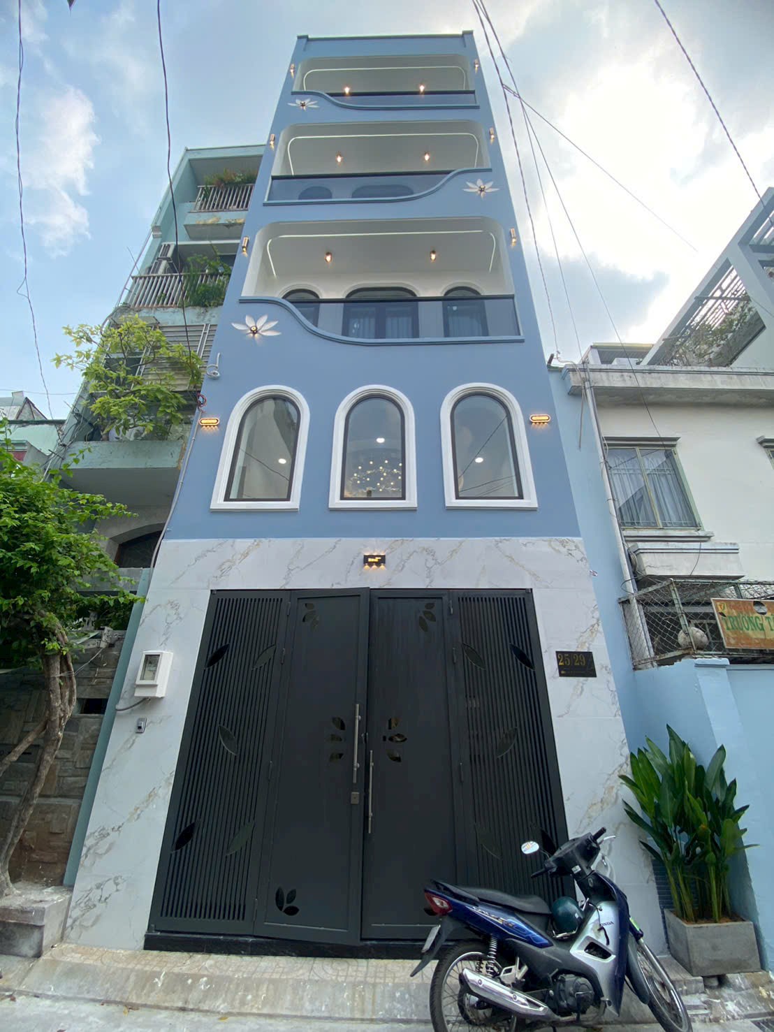 Bán Nhà hẻm Văn Cao 4.7x17m