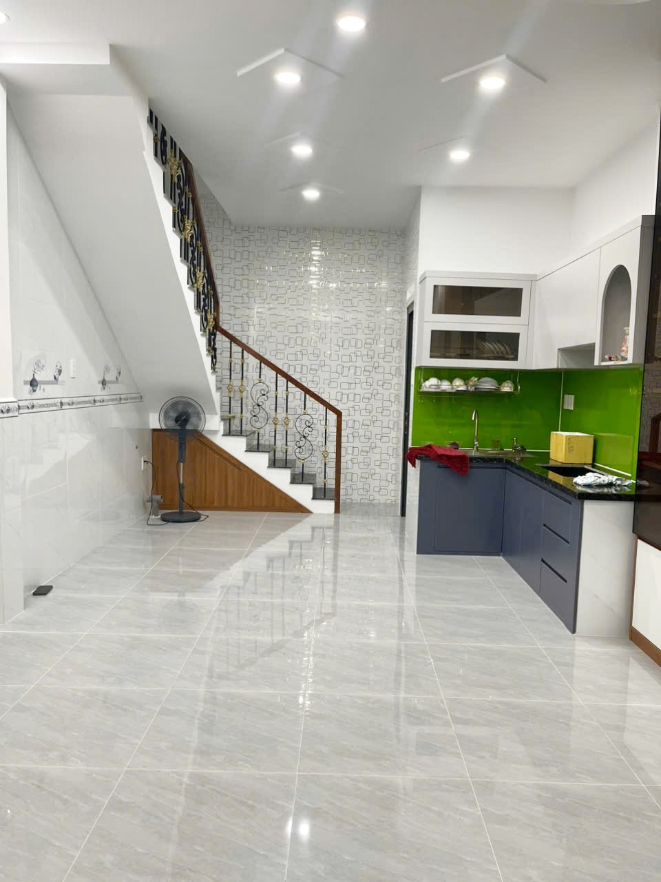 Bán Nhà hẻm Phan Thị Hành 4.05 x 8m 1 lầu 2pn 2wc