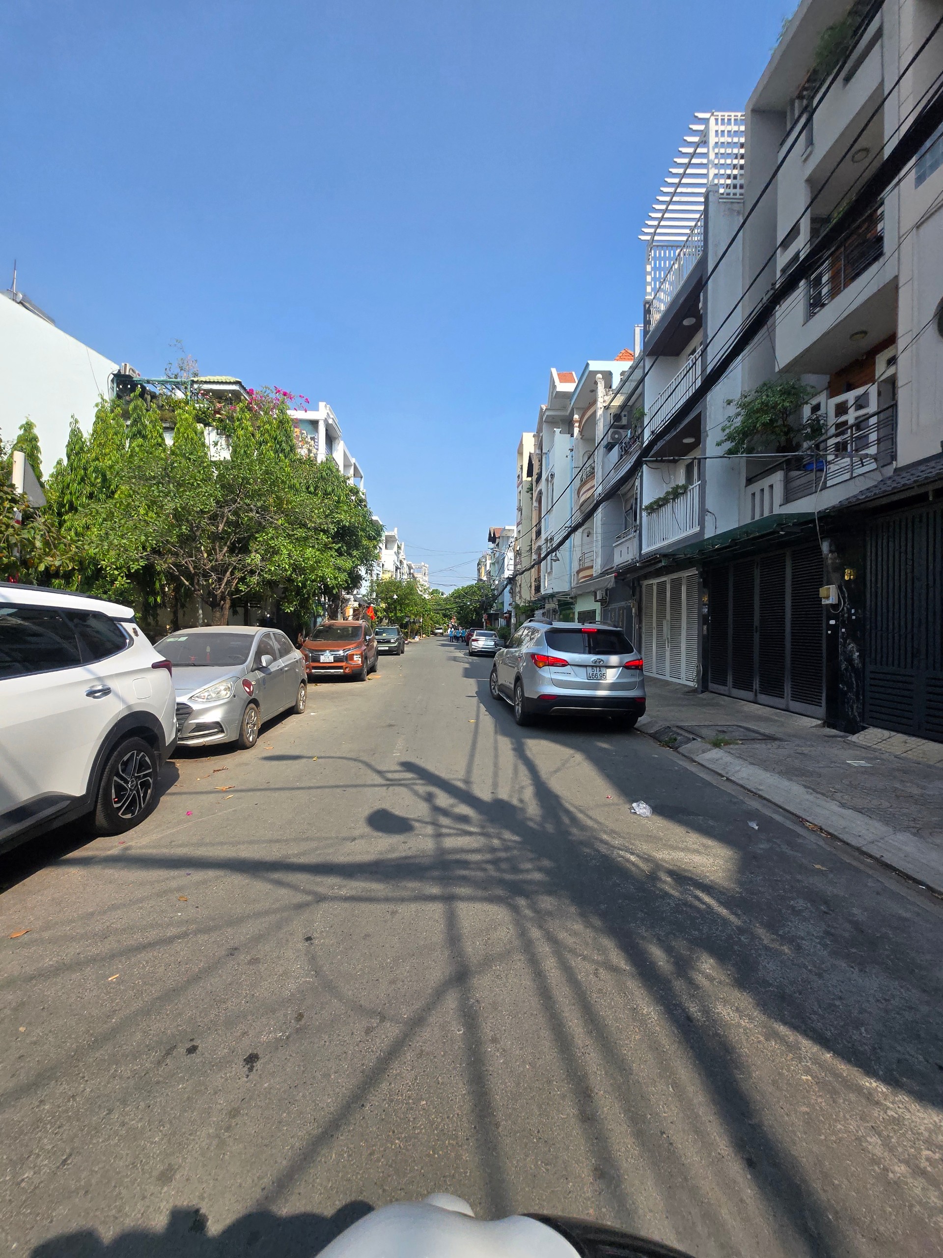 NHÀ HẺM TÂN PHÚ - NỞ HẬU - PHONG THUỶ TỐT 