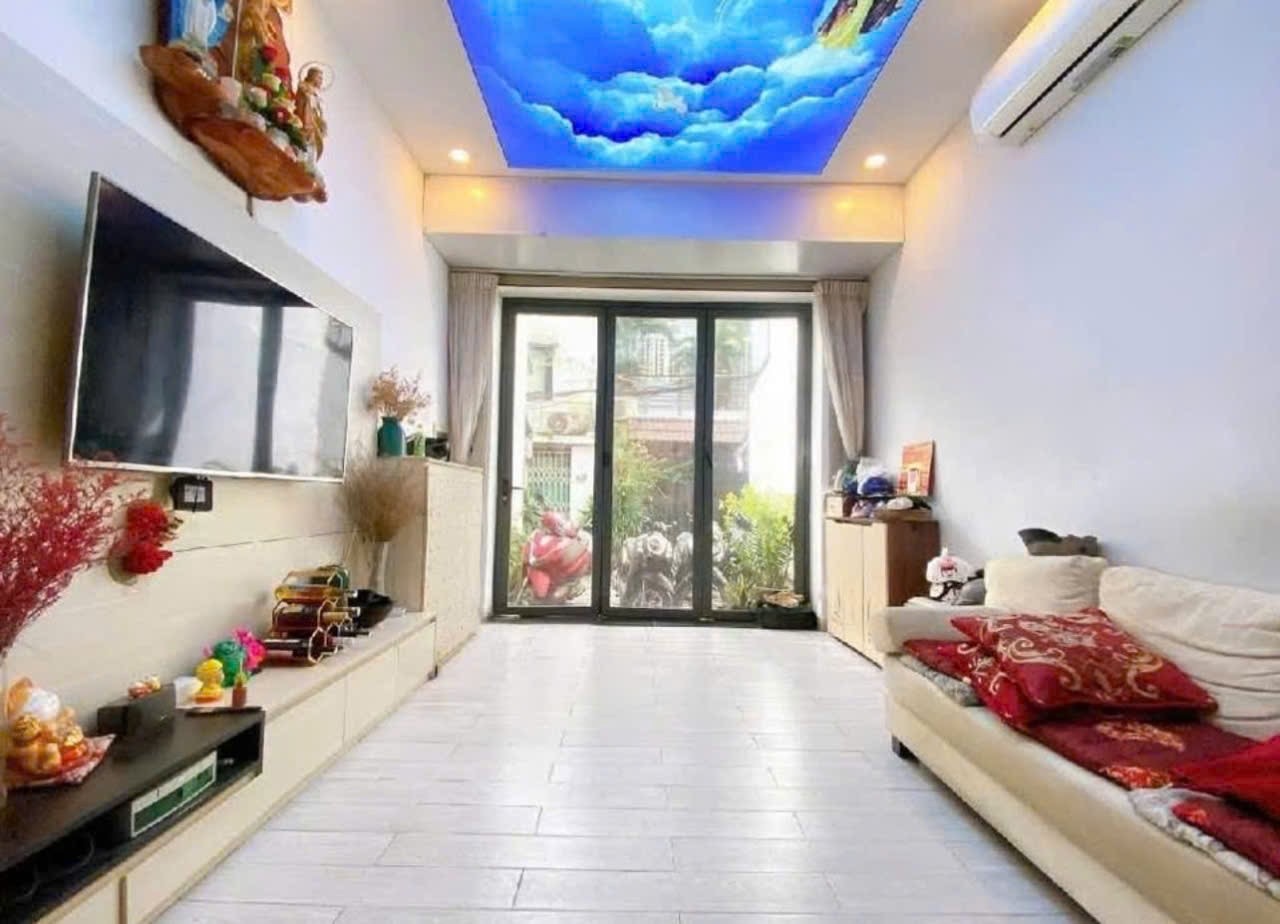 NHÀ ĐẸP - TÂN KỲ TÂN QUÝ - 3 LẦU SÂN THƯỢNG THOÁNG MÁT