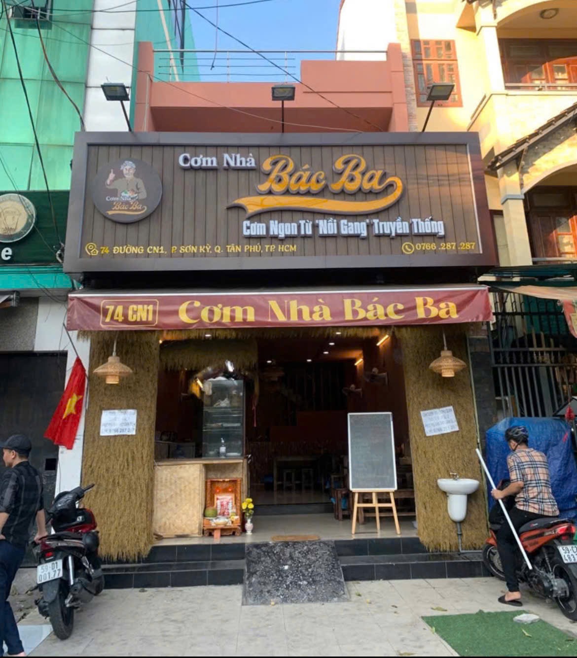 Bán MẶT TIỀN CN1 5m x 20m Nhà 1 trệt 1 lầu đang cho thuê