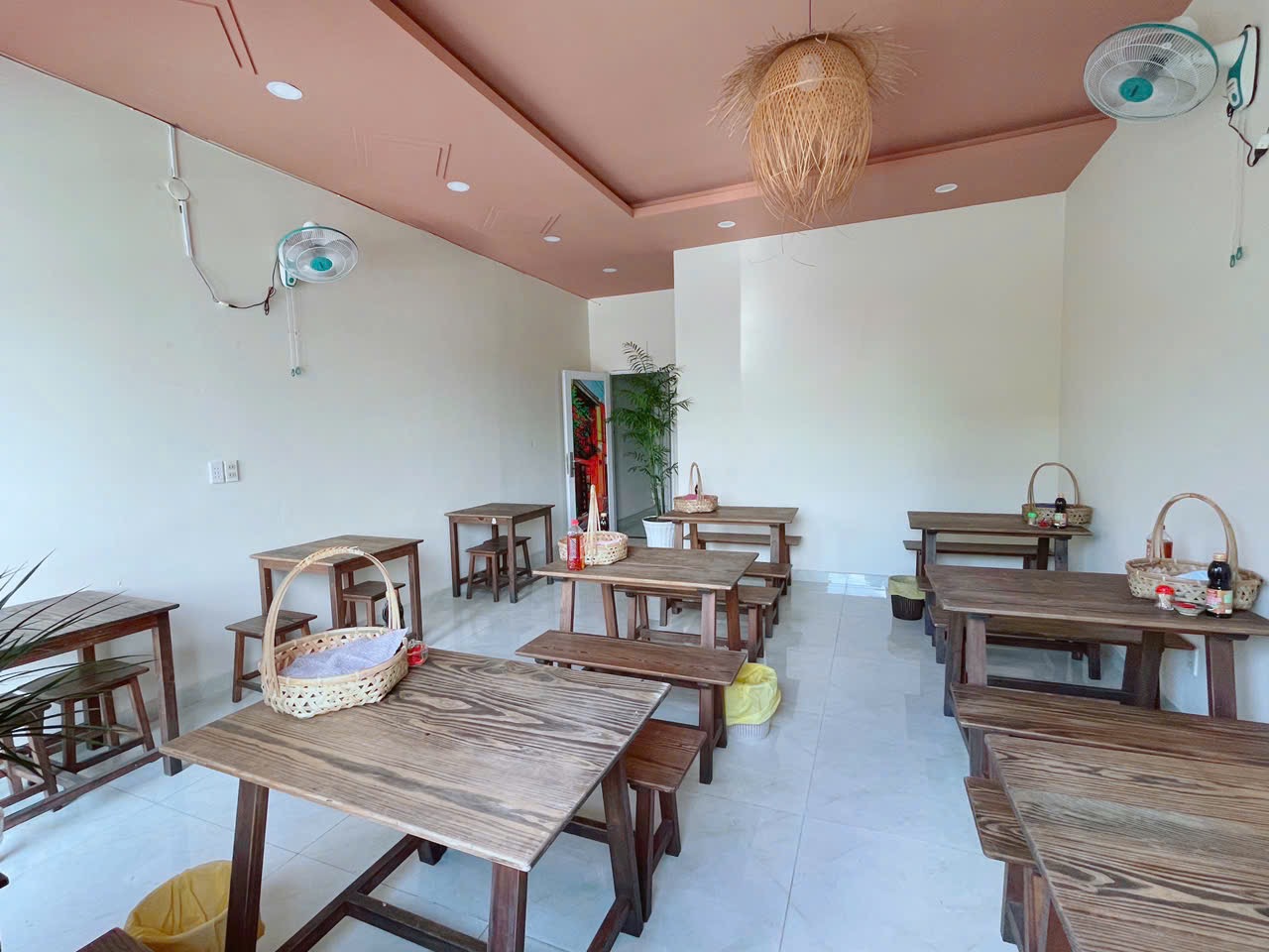 Bán MẶT TIỀN CN1 5m x 20m Nhà 1 trệt 1 lầu đang cho thuê