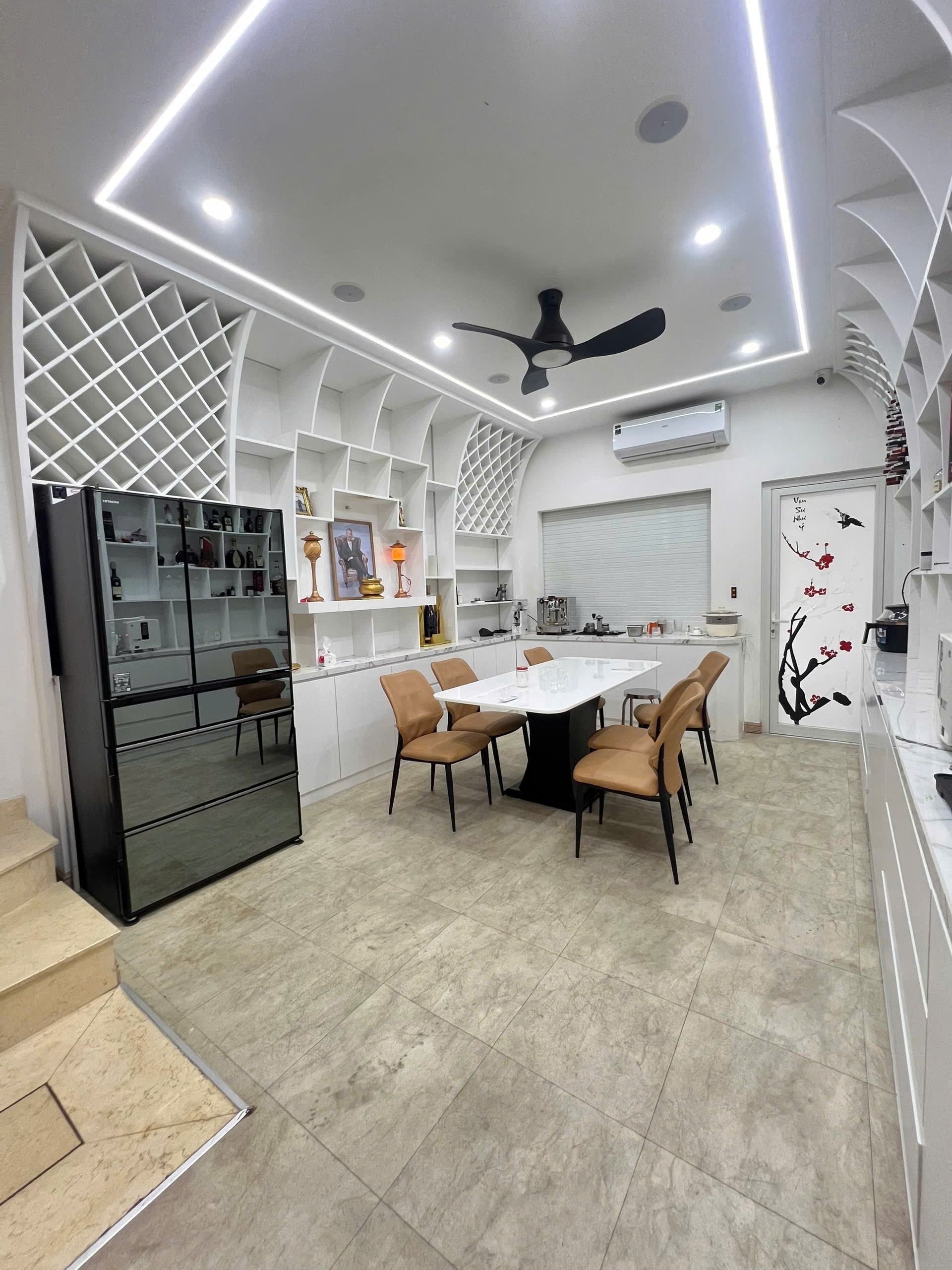 NHÀ MẶT TIỀN ĐS8 - GẦN CHỢ, NHÀ THỜ - KHU AN NINH SẦM UẤT - ĐẦY ĐỦ CÔNG NĂNG