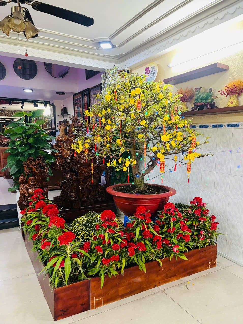 Bán Nhà mặt tiền Nguyễn Sơn 4.5mX18m (80m2) Đúc 3lầu. ST. Vị trí đẹp cách ngã 4 chỉ 3 căn nhà