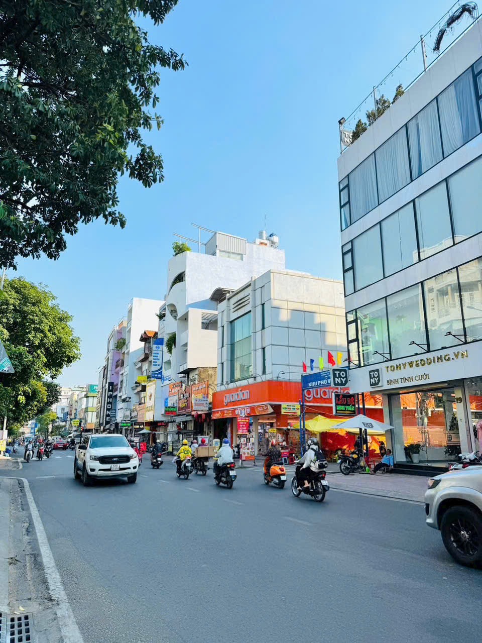 Bán Nhà mặt tiền Gò Dầu 123