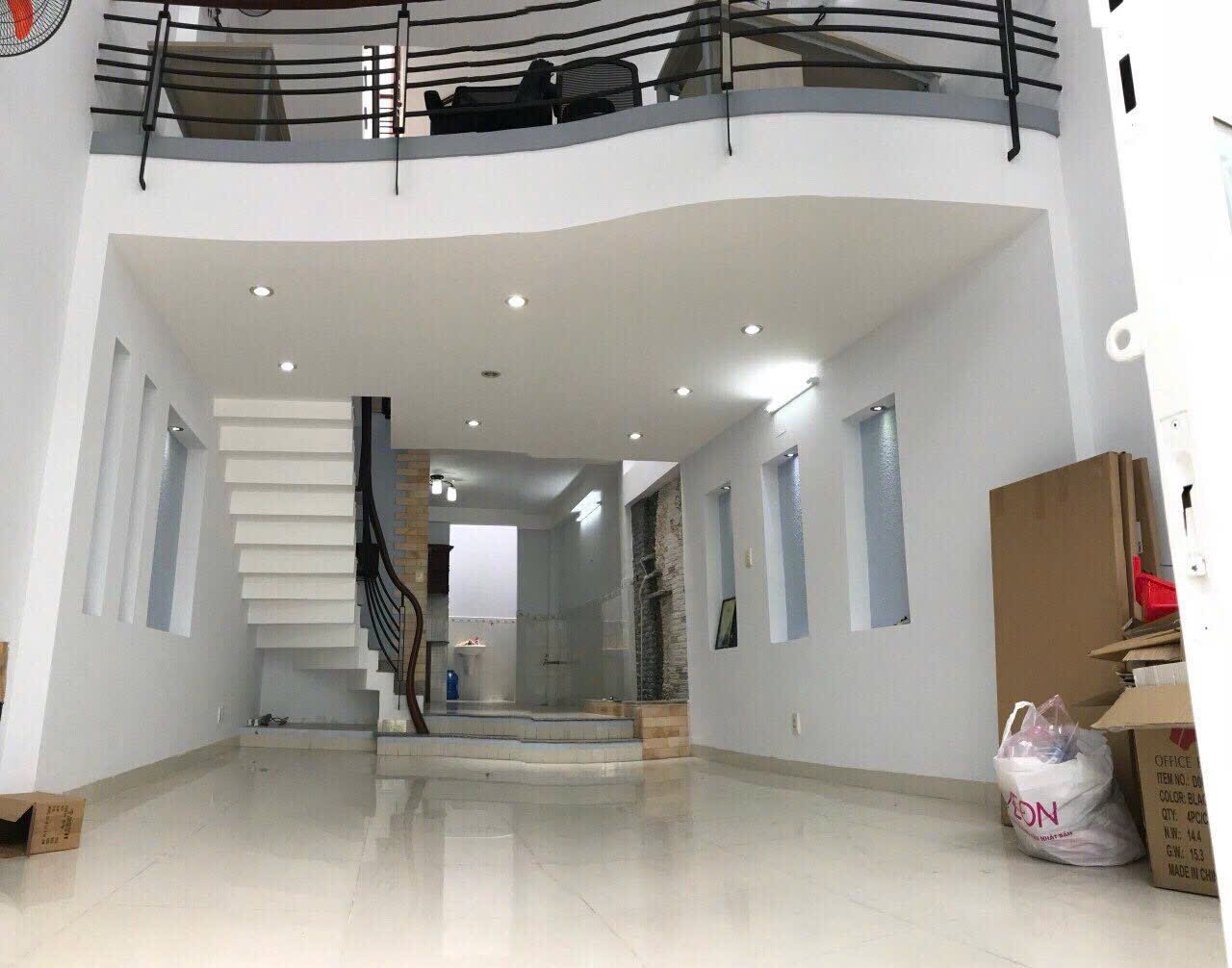 Bán Nhà mặt tiền Đô Đốc Long 4m x 16m 1 trệt 1 lửng 1 lầu