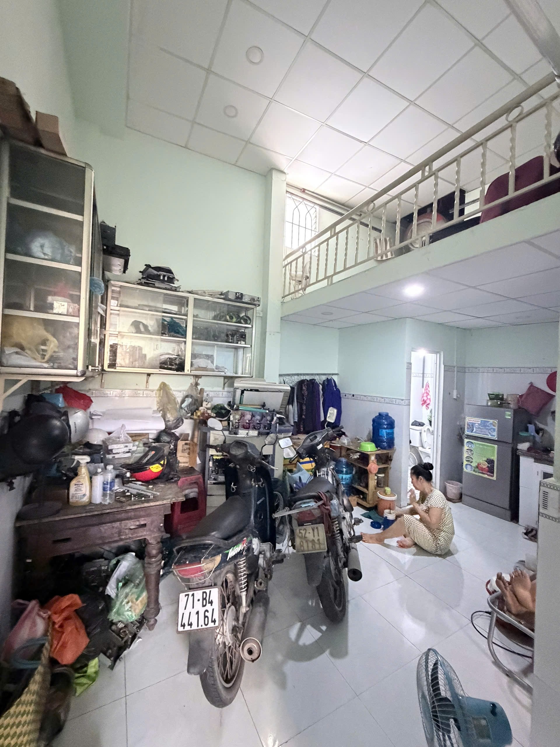 NHÀ GIẤY TAY - TRUNG TÂM TÂN PHÚ