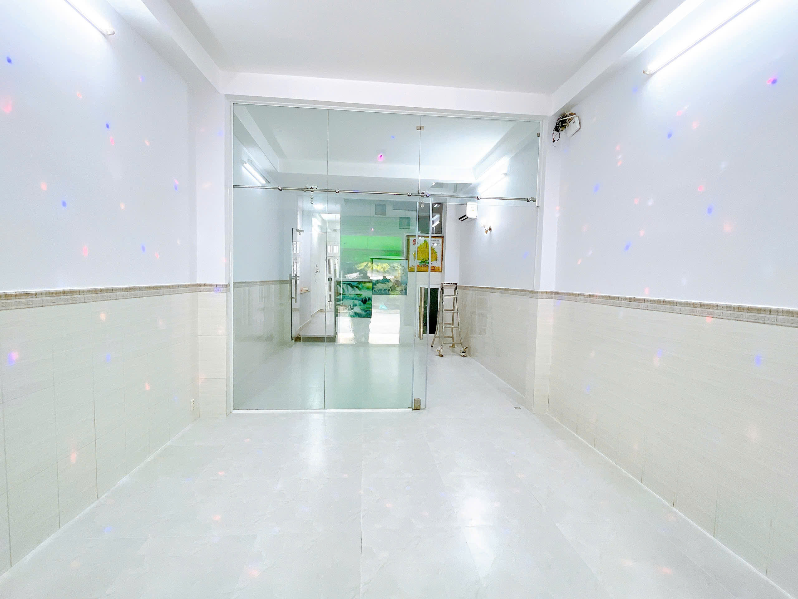 Bán Nhà mặt tiền Lê Sao 4x18m nhà 4 tấm, đang cho thuê 19 triệu
đường nội bộ 13met, khu bàn cờ đẹp